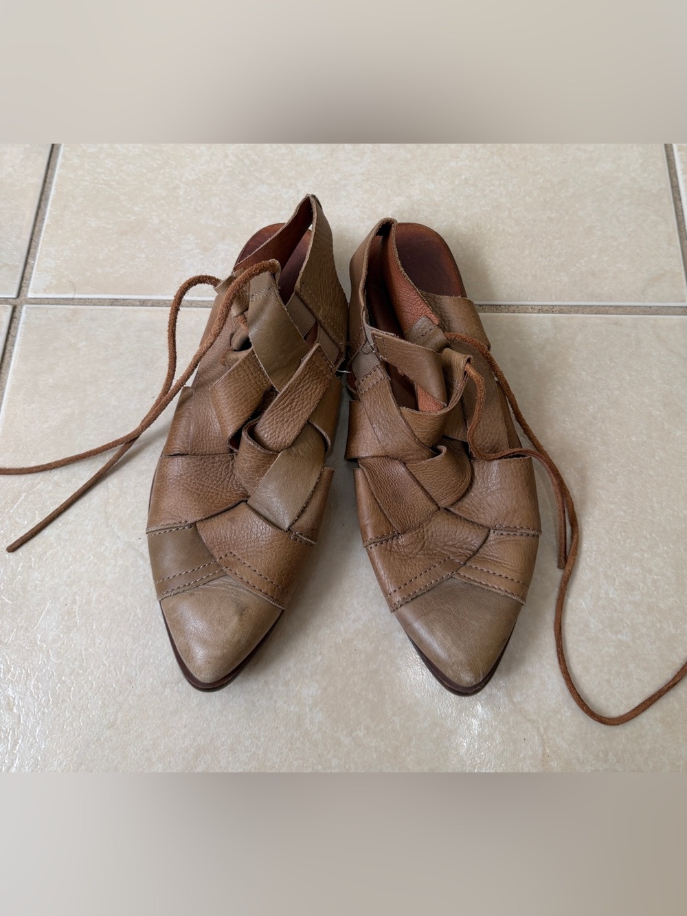 Free People Womens 36 (6) Destino Sandals Tan Woven Leather Boho Flats Western